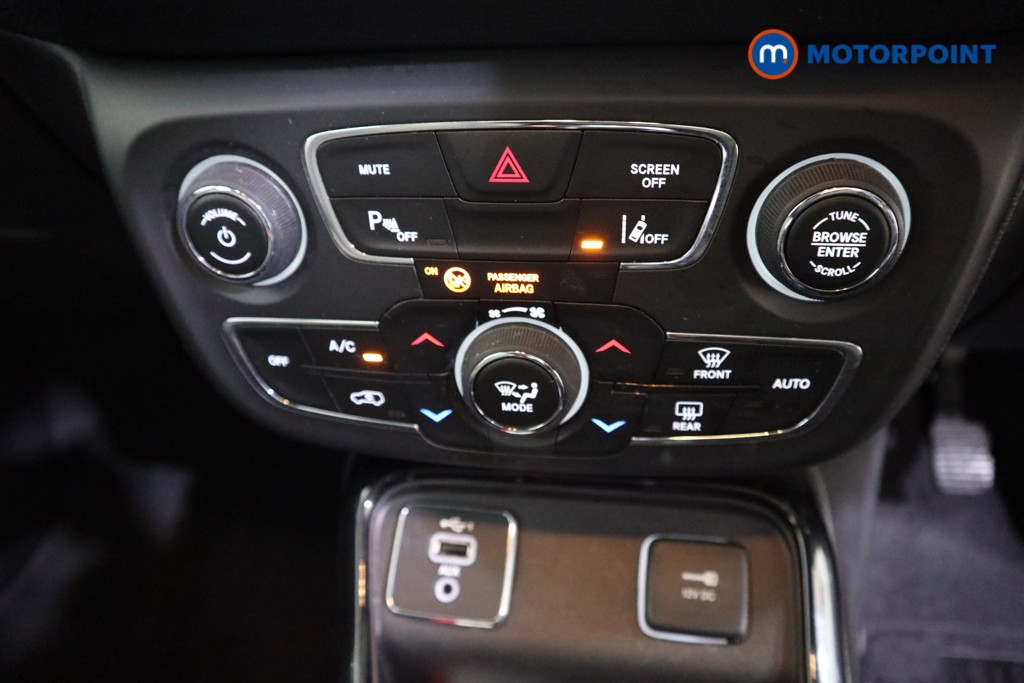 Jeep Compass Night Eagle Manual Petrol SUV - Stock Number (1529893) - 7th supplementary image
