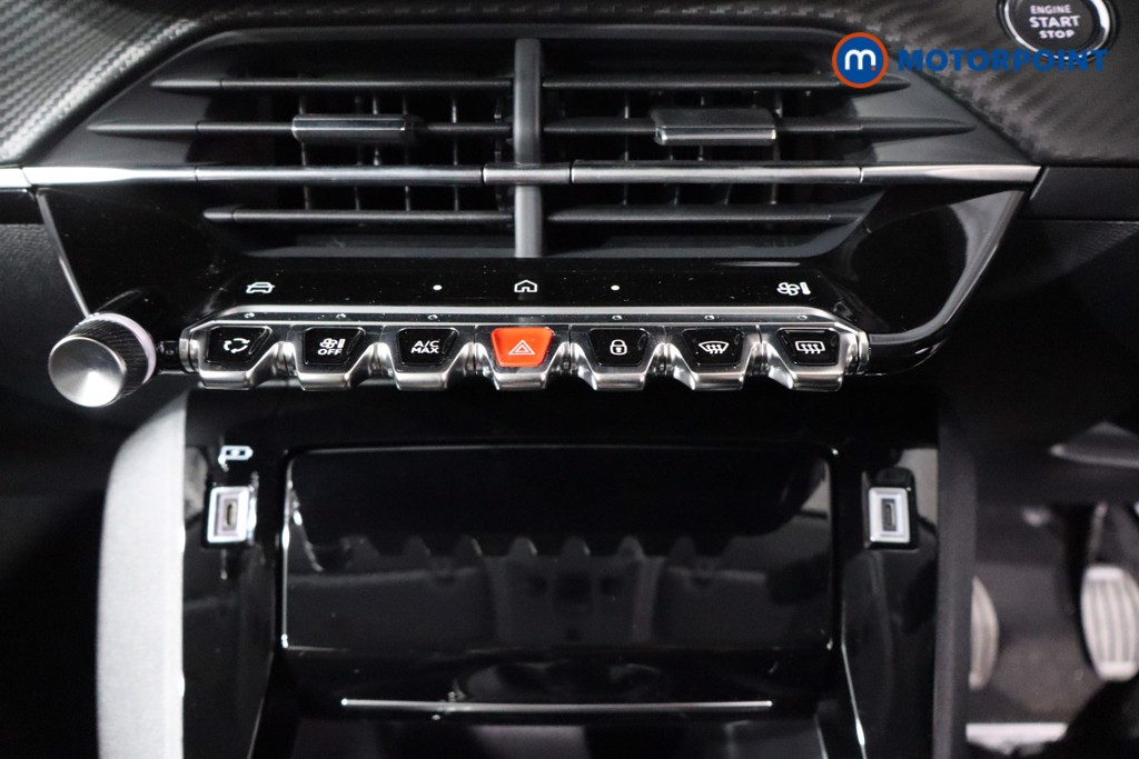 Peugeot 208 Allure Manual Petrol Hatchback - Stock Number (1532871) - 17th supplementary image