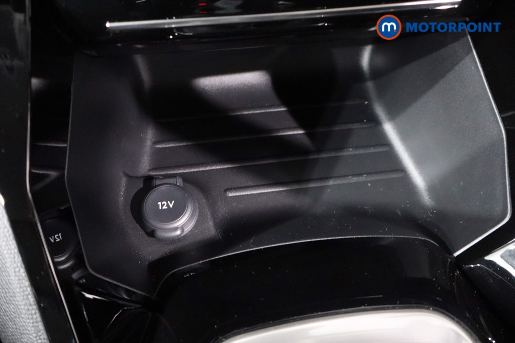 Peugeot 208 Allure Manual Petrol Hatchback - Stock Number (1532871) - 18th supplementary image