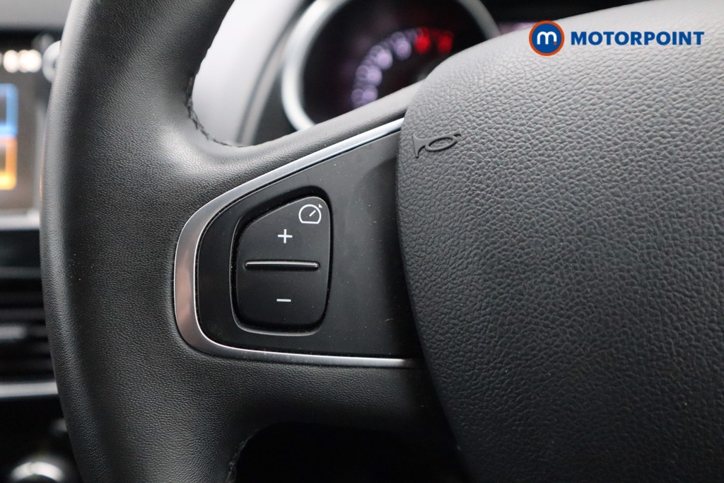 Renault Clio Iconic Manual Petrol Hatchback - Stock Number (1534166) - 12th supplementary image