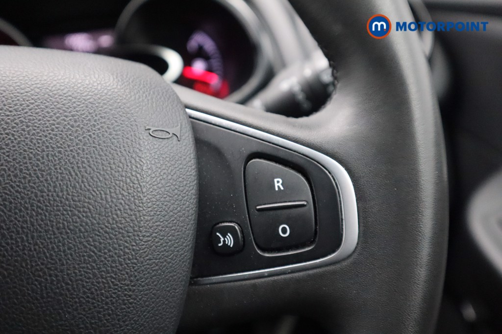 Renault Clio Iconic Manual Petrol Hatchback - Stock Number (1534166) - 13th supplementary image