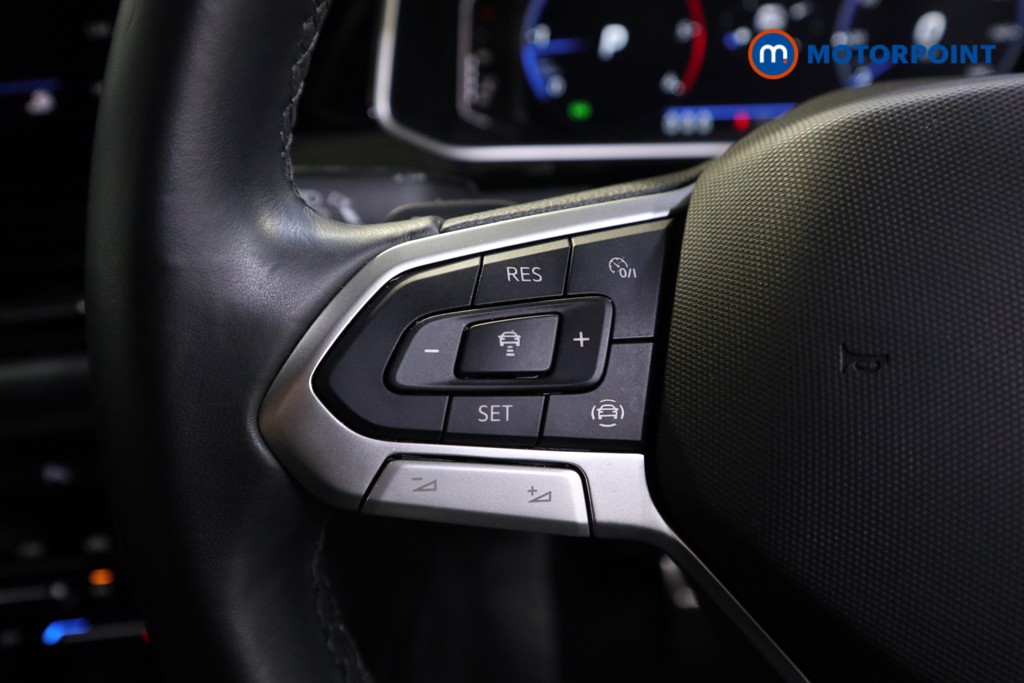 Volkswagen T-Roc R-Line Automatic Diesel SUV - Stock Number (1534757) - 5th supplementary image