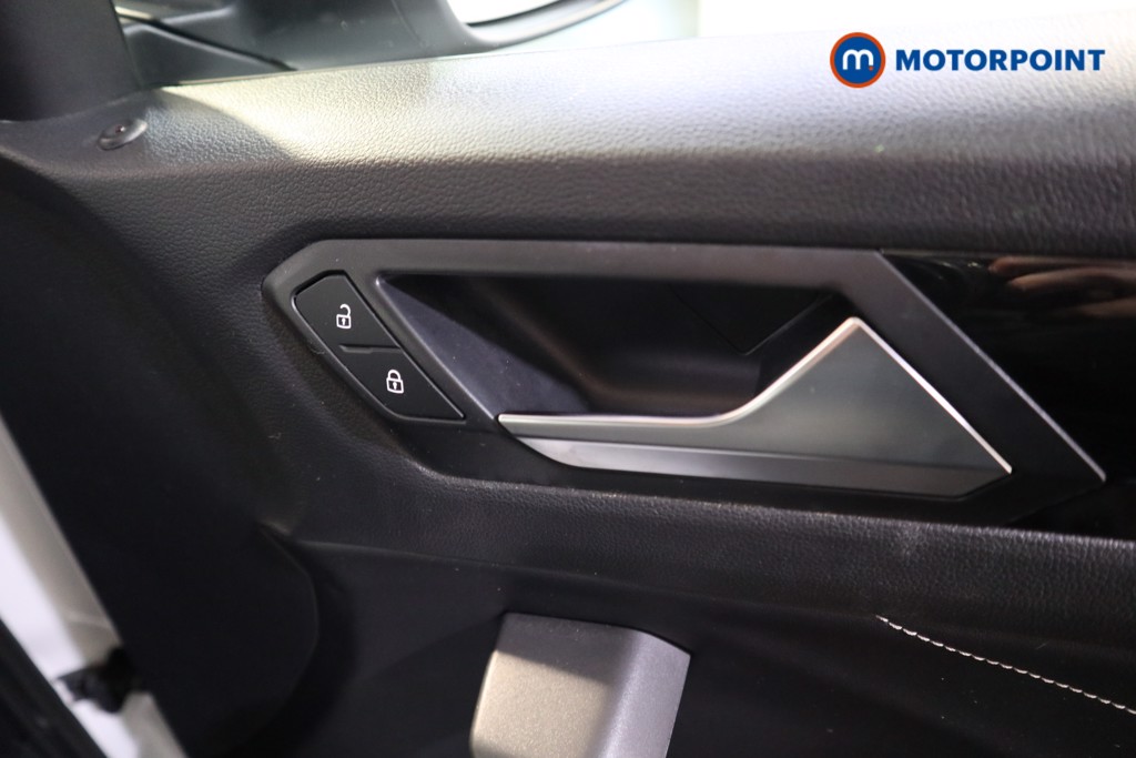 Volkswagen T-Roc R-Line Automatic Diesel SUV - Stock Number (1534757) - 11th supplementary image