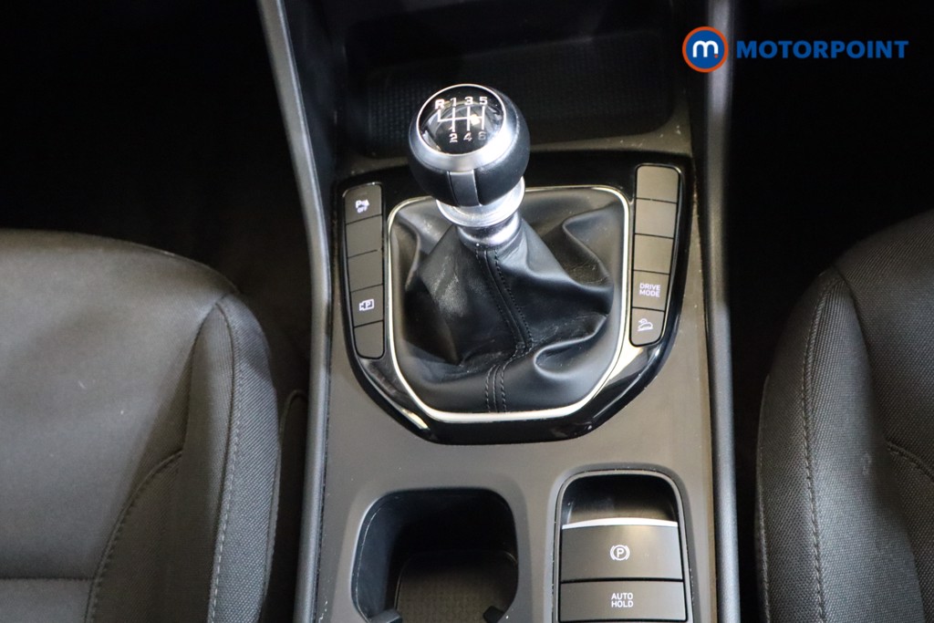 Hyundai Tucson Se Connect Manual Petrol SUV - Stock Number (1534928) - 4th supplementary image