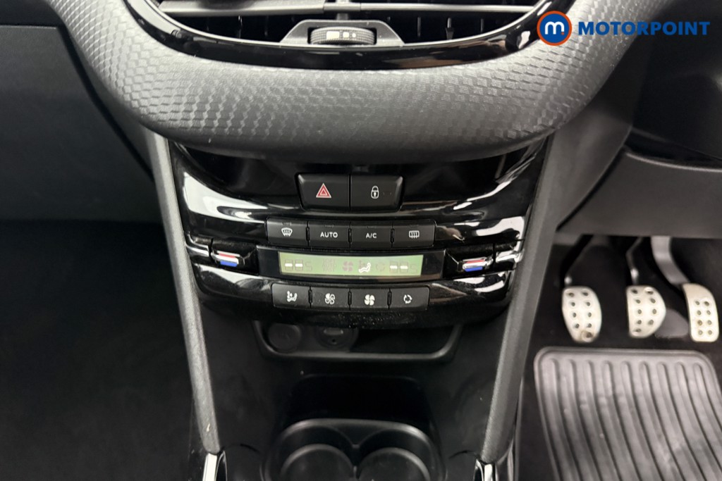 Peugeot 2008 Gt Line Manual Diesel SUV - Stock Number (1535345) - 10th supplementary image