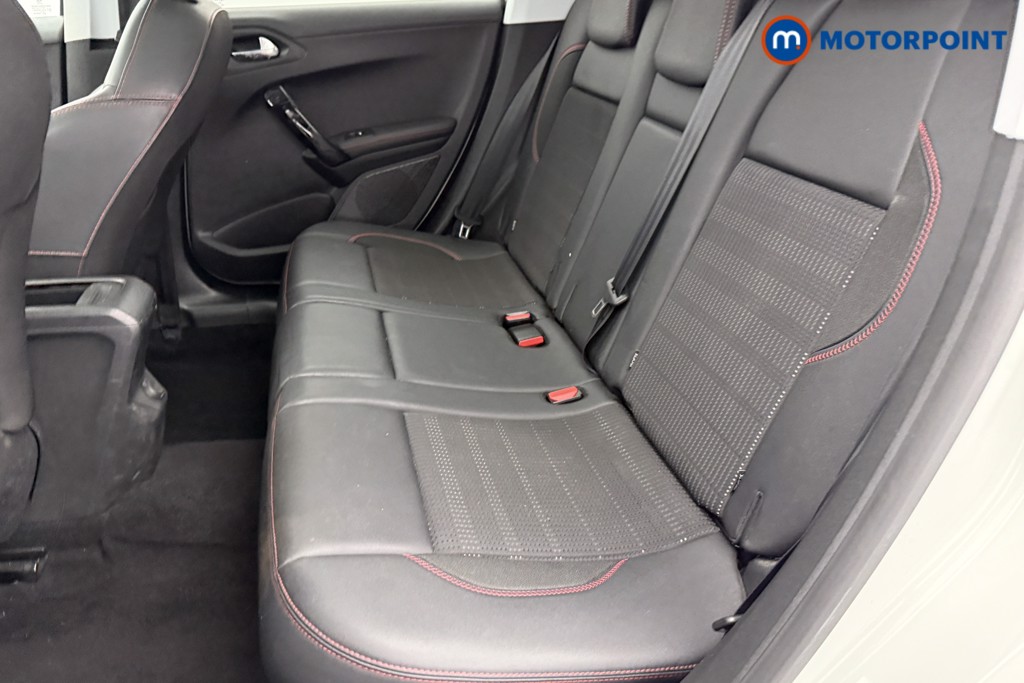 Peugeot 2008 Gt Line Manual Diesel SUV - Stock Number (1535345) - 24th supplementary image