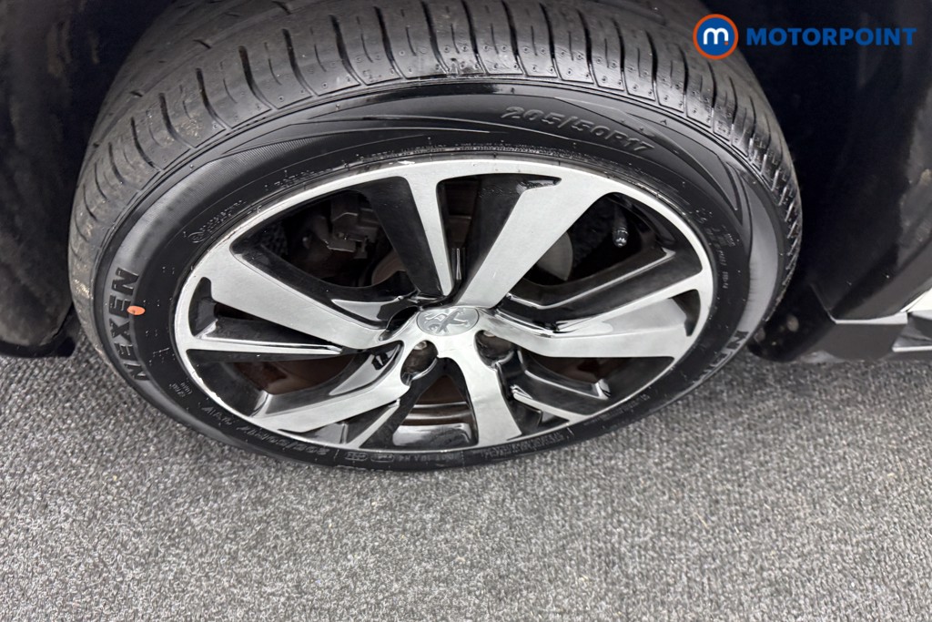 Peugeot 2008 Gt Line Manual Diesel SUV - Stock Number (1535345) - 30th supplementary image