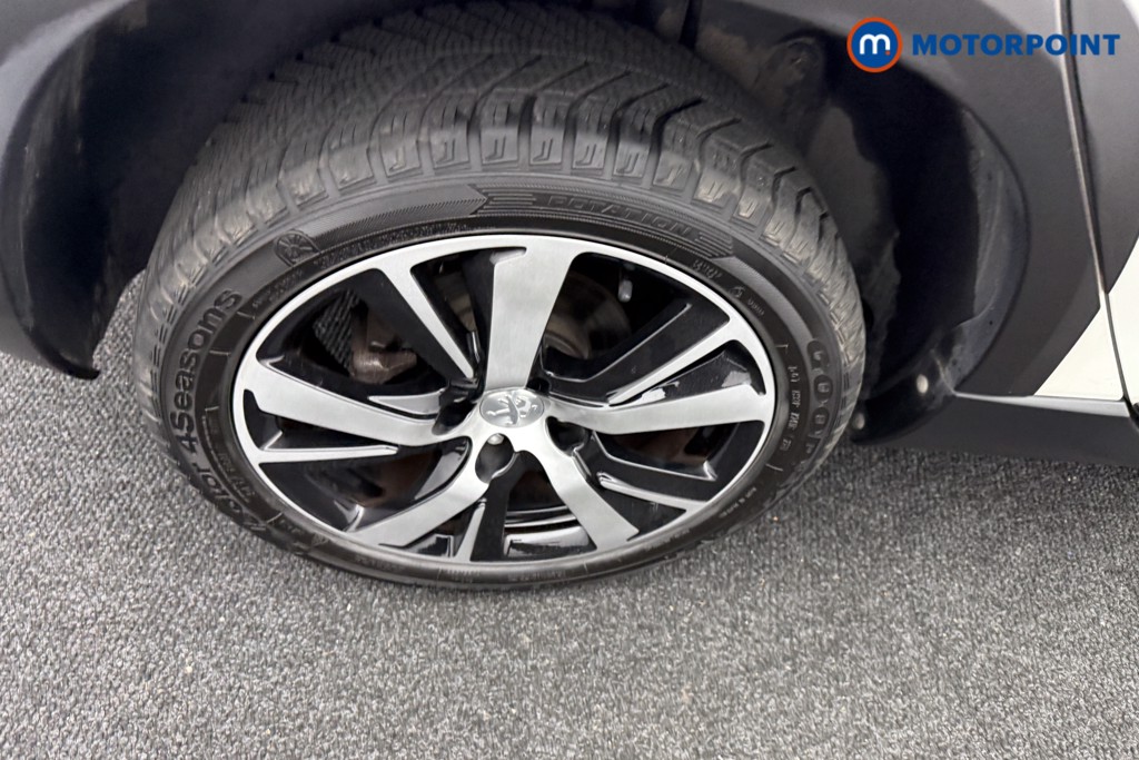 Peugeot 2008 Gt Line Manual Diesel SUV - Stock Number (1535345) - 32nd supplementary image