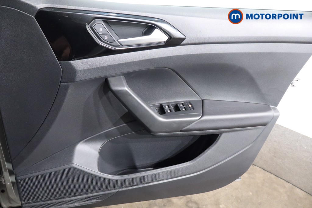 Volkswagen T-Cross Black Edition Automatic Petrol SUV - Stock Number (1536398) - 20th supplementary image