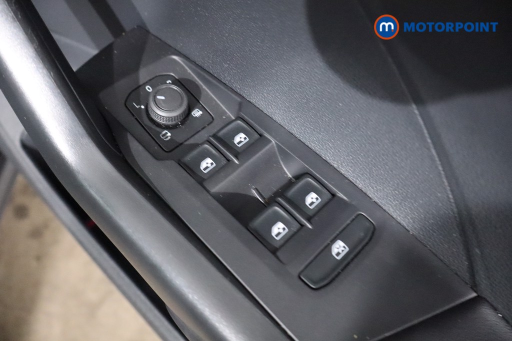 Volkswagen T-Cross Black Edition Manual Petrol SUV - Stock Number (1536419) - 23rd supplementary image