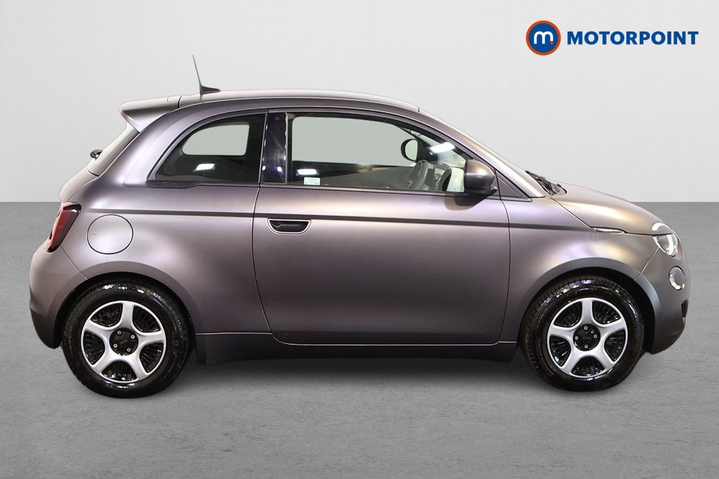 Fiat 500 Passion Automatic Electric Hatchback - Stock Number (1536452) - Drivers side
