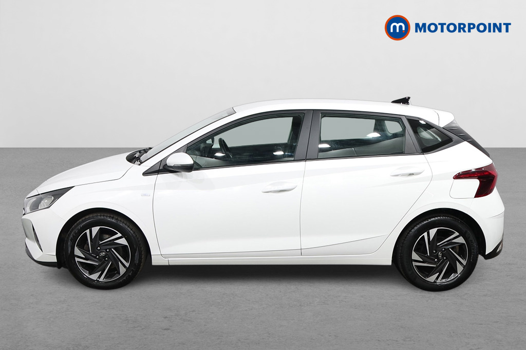 Hyundai I20 Se Connect Manual Petrol Hatchback - Stock Number (1537101) - Passenger side