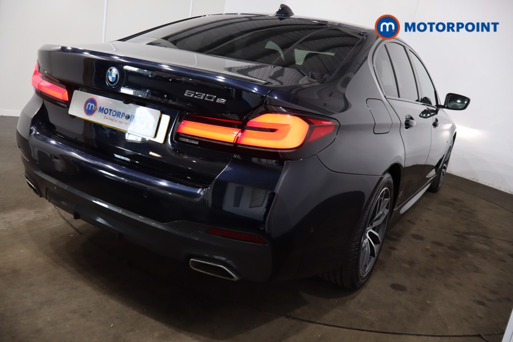 BMW 5 Series M Sport Automatic Petrol Plug-In Hybrid Saloon - Stock Number (1537277) - 30th supplementary image
