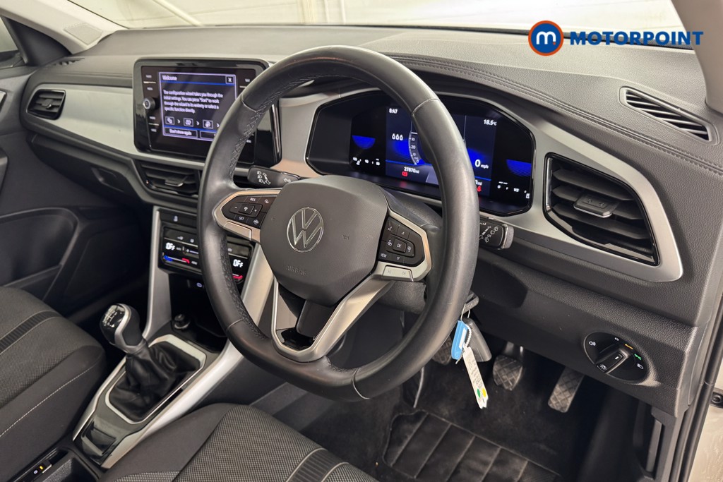 Volkswagen T-Roc Life Manual Petrol SUV - Stock Number (1537295) - 7th supplementary image