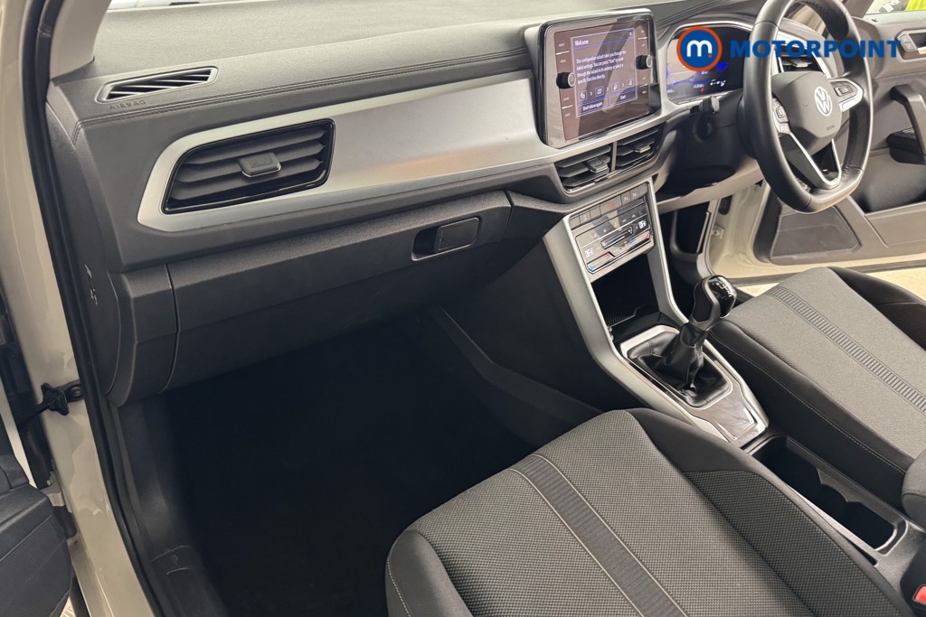 Volkswagen T-Roc Life Manual Petrol SUV - Stock Number (1537295) - 8th supplementary image