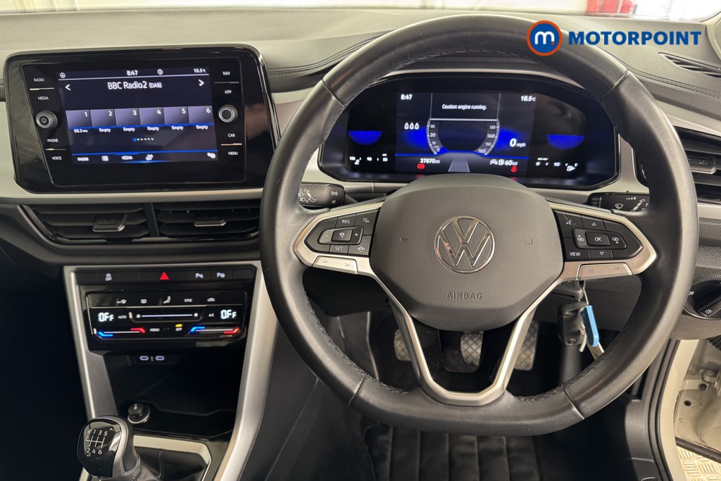 Volkswagen T-Roc Life Manual Petrol SUV - Stock Number (1537295) - 1st supplementary image