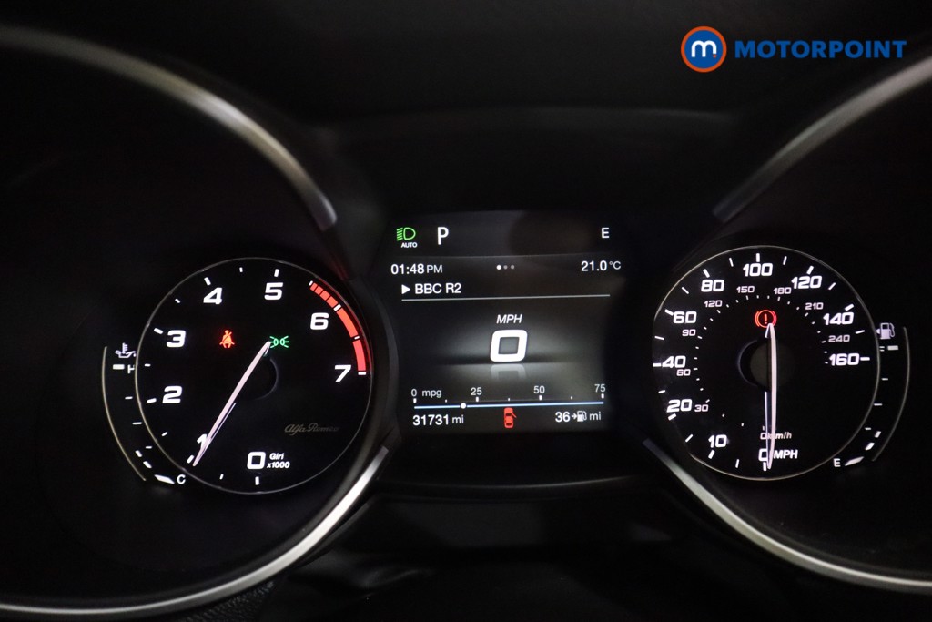 Alfa Romeo Stelvio Super Automatic Petrol SUV - Stock Number (1538011) - 4th supplementary image