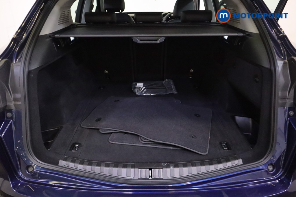 Alfa Romeo Stelvio Super Automatic Petrol SUV - Stock Number (1538011) - 8th supplementary image