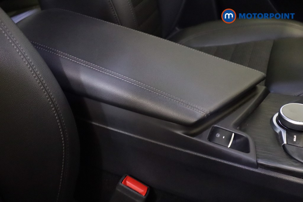 Alfa Romeo Stelvio Super Automatic Petrol SUV - Stock Number (1538011) - 21st supplementary image