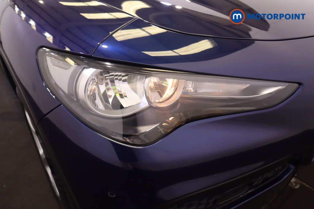 Alfa Romeo Stelvio Super Automatic Petrol SUV - Stock Number (1538011) - 25th supplementary image