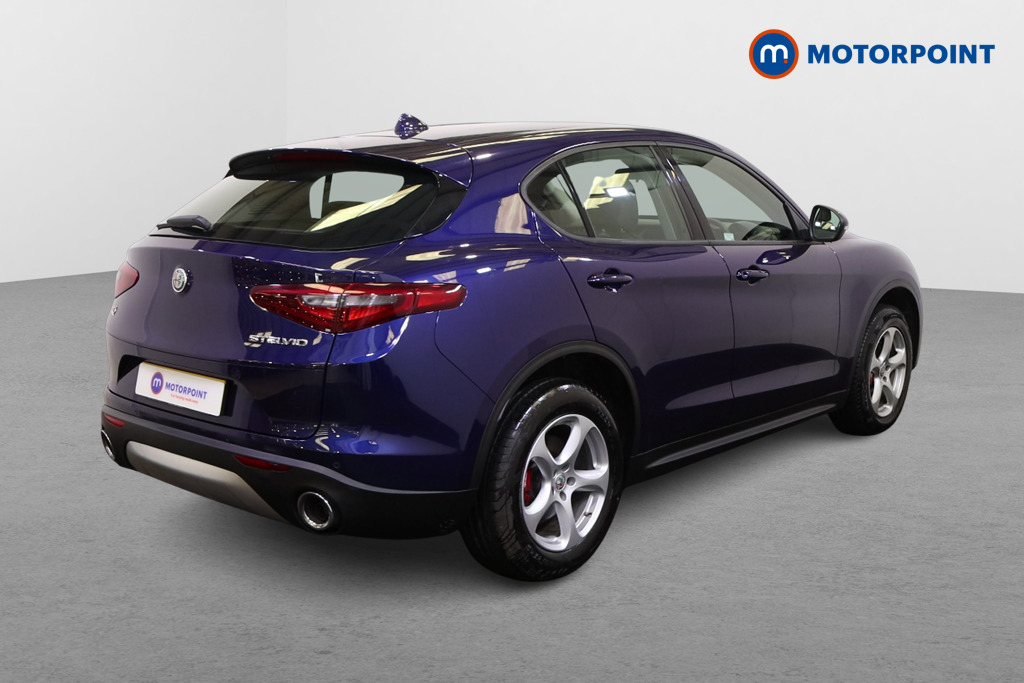 Alfa Romeo Stelvio Super Automatic Petrol SUV - Stock Number (1538011) - Drivers side rear corner