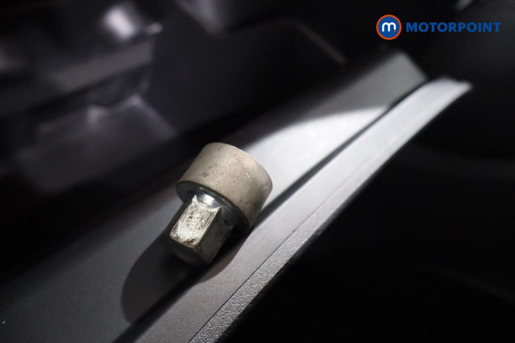 Nissan Qashqai Acenta Premium Manual Petrol SUV - Stock Number (1538283) - 13th supplementary image