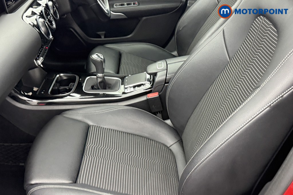 Mercedes-Benz A Class Sport Manual Petrol Hatchback - Stock Number (1538528) - 18th supplementary image