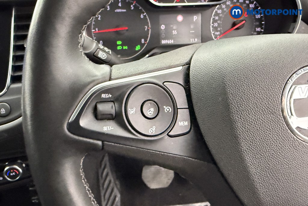 Vauxhall Crossland Ultimate Automatic Petrol SUV - Stock Number (1538632) - 12th supplementary image
