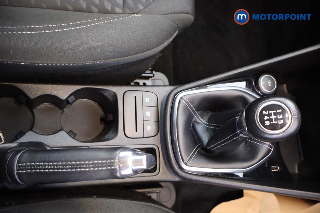 Ford Fiesta Zetec Manual Petrol Hatchback - Stock Number (1538992) - 6th supplementary image