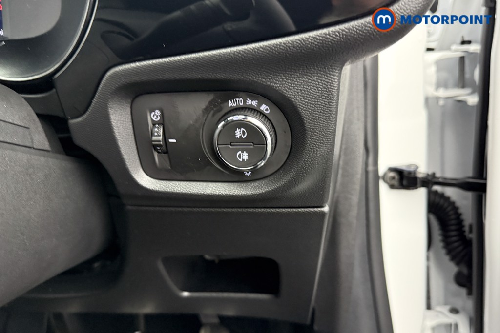 Vauxhall Corsa Ultimate Manual Petrol Hatchback - Stock Number (1539794) - 15th supplementary image