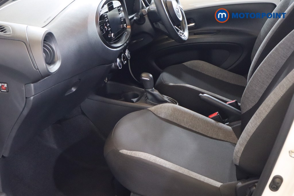 Toyota C-Hr Icon Automatic Petrol-Electric Hybrid SUV - Stock Number (1540323) - 7th supplementary image
