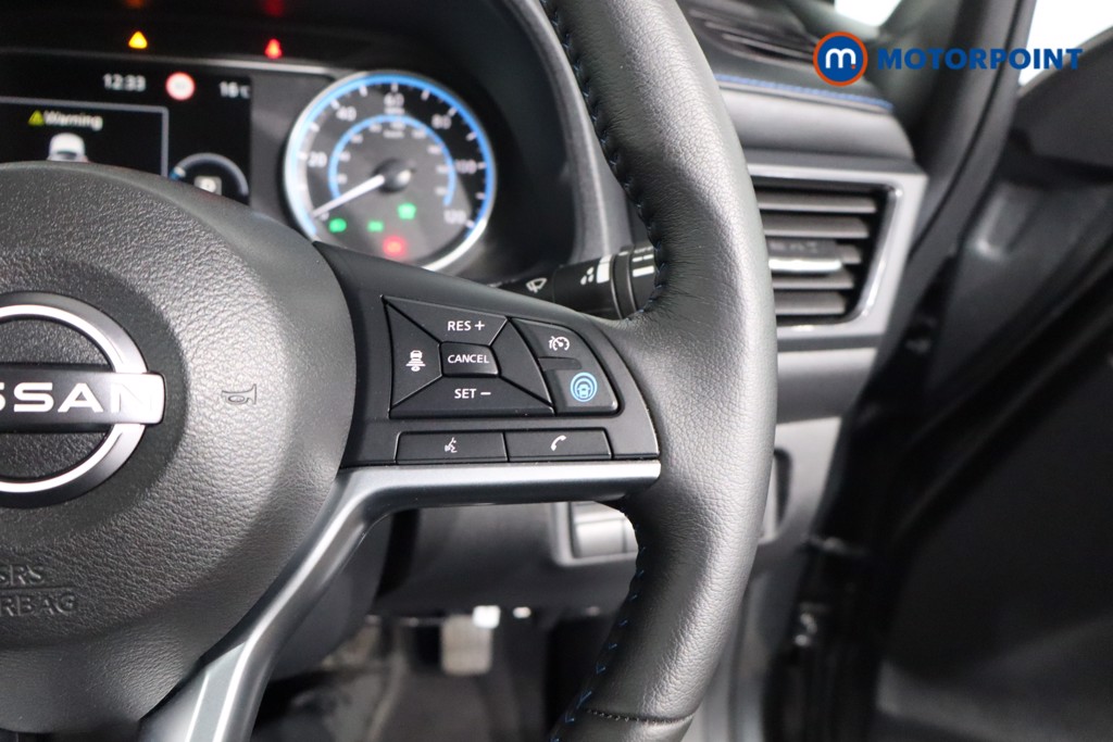 Nissan Leaf Tekna Automatic Electric Hatchback - Stock Number (1540395) - 8th supplementary image