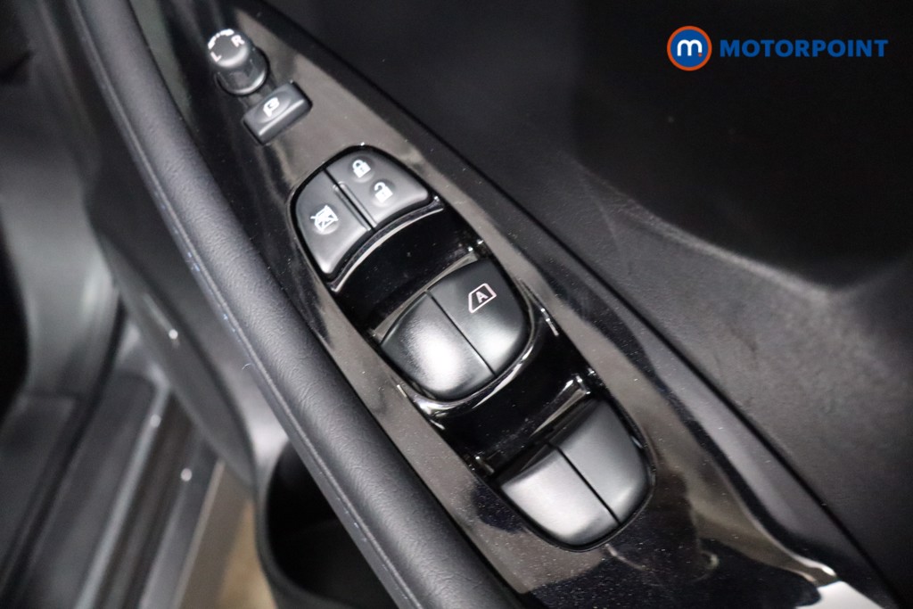 Nissan Leaf Tekna Automatic Electric Hatchback - Stock Number (1540395) - 24th supplementary image
