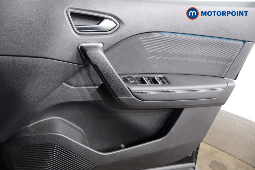 Renault Captur Esprit Alpine Automatic Petrol-Electric Hybrid SUV - Stock Number (1541162) - 21st supplementary image