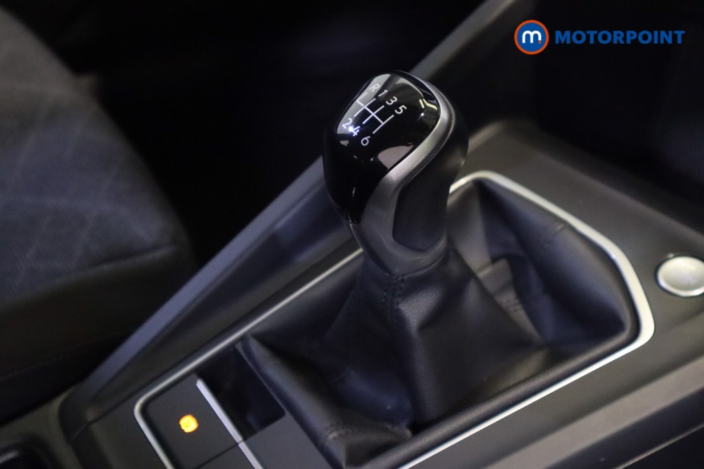 Volkswagen Golf Life Manual Petrol Hatchback - Stock Number (1541278) - 5th supplementary image