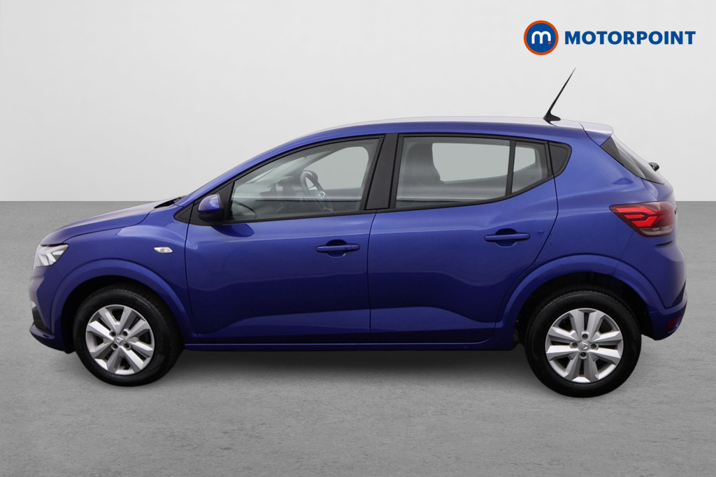 Dacia Sandero Comfort Manual Petrol Hatchback - Stock Number (1541501) - Passenger side