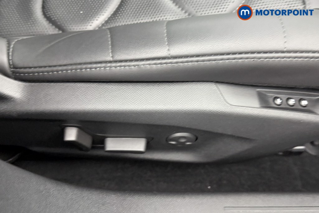 Citroen C5 X MAX Automatic Petrol Hatchback - Stock Number (1541691) - 17th supplementary image