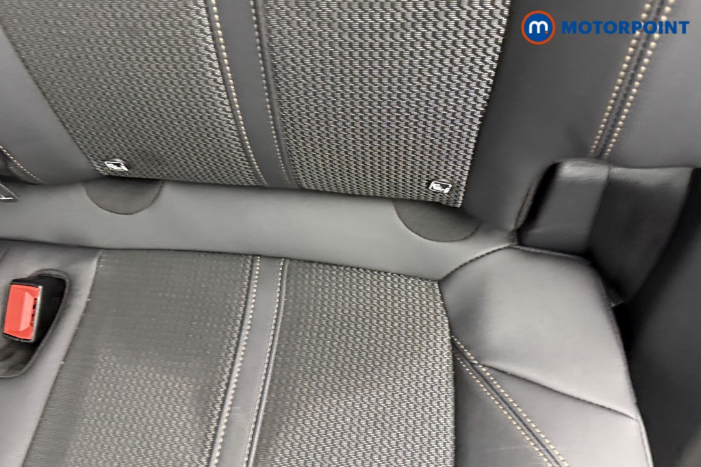 Peugeot 3008 GT Automatic Petrol SUV - Stock Number (1541792) - 23rd supplementary image