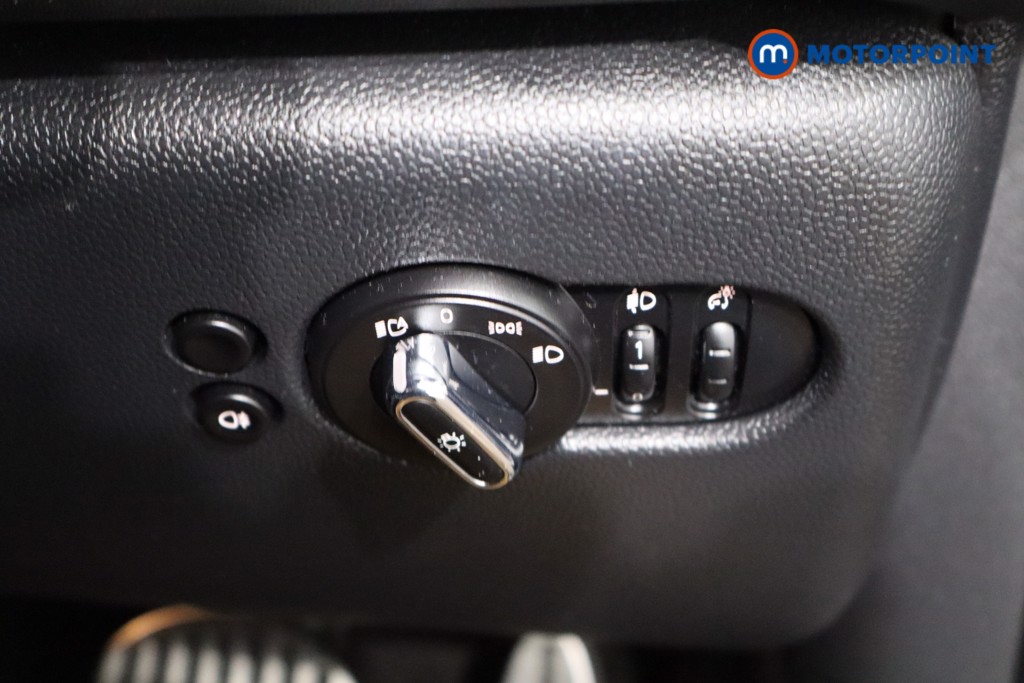 Mini Hatchback Cooper S Sport Automatic Petrol Hatchback - Stock Number (1541948) - 21st supplementary image