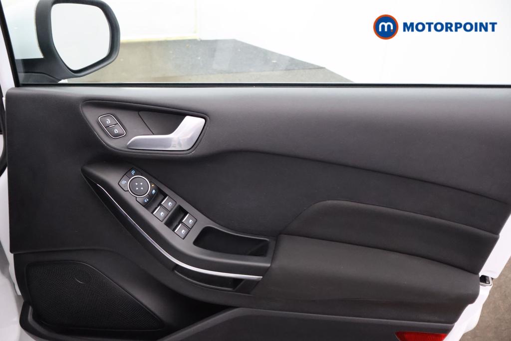 Ford Fiesta St-Line Edition Manual Petrol Hatchback - Stock Number (1542058) - 9th supplementary image