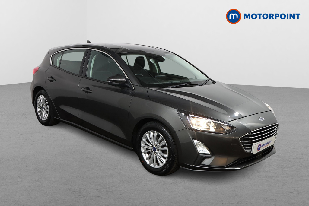 Ford Focus Titanium Manual Petrol Hatchback - Stock Number (1517777) - Drivers side front corner