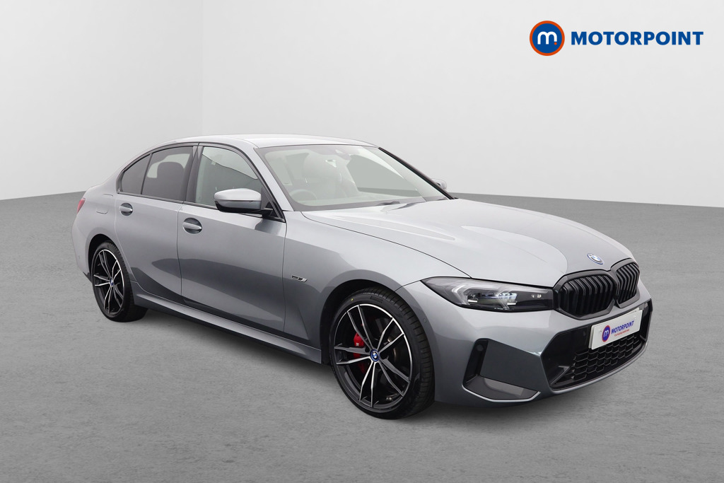 BMW 3 Series M Sport Automatic Petrol Plug-In Hybrid Saloon - Stock Number (1524951) - Drivers side front corner