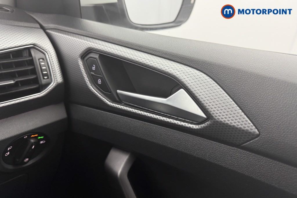 Volkswagen T-Cross Active Automatic Petrol SUV - Stock Number (1526792) - 13th supplementary image
