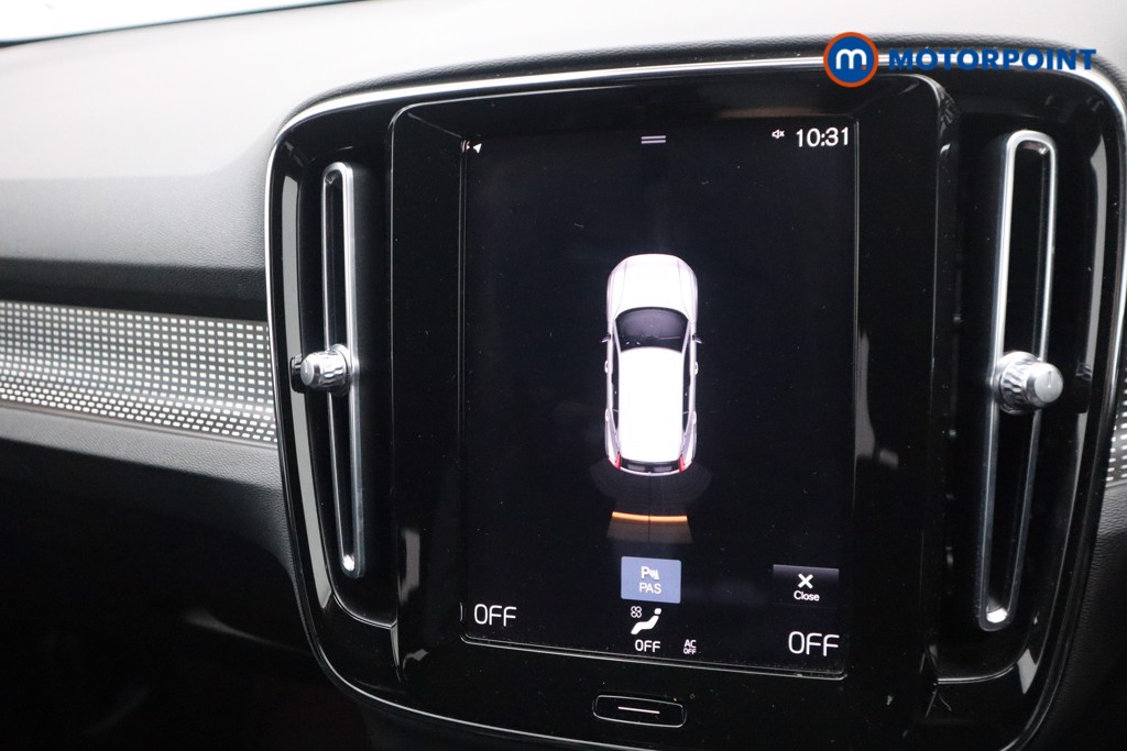 Volvo Xc40 R Design Manual Petrol SUV - Stock Number (1528194) - 9th supplementary image