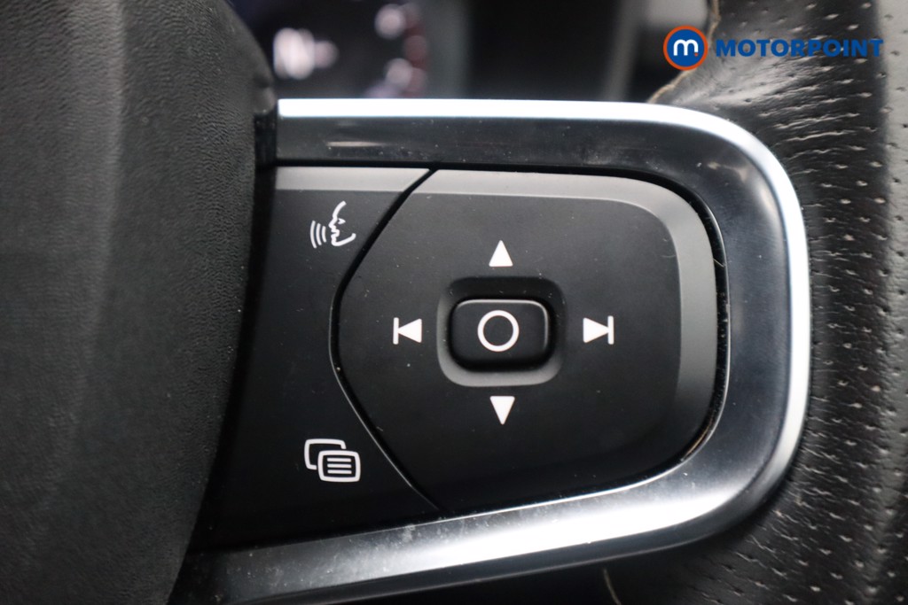 Volvo Xc40 R Design Manual Petrol SUV - Stock Number (1528194) - 14th supplementary image