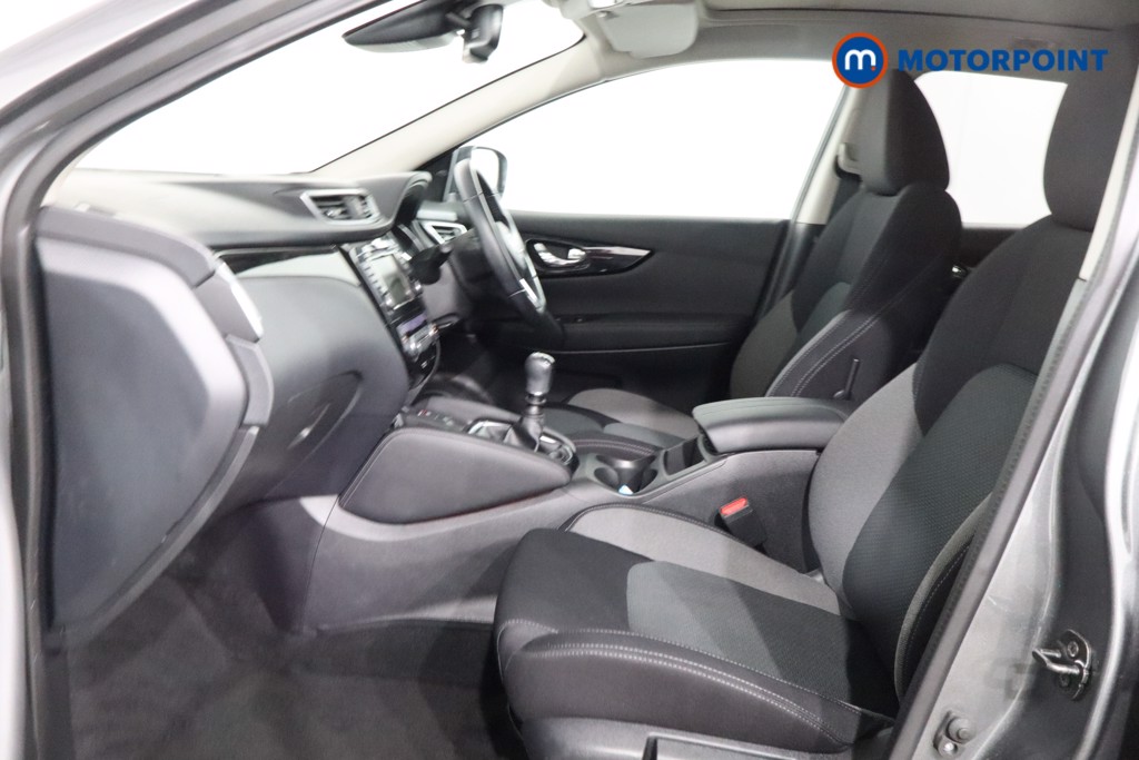 Nissan Qashqai N-Connecta Manual Petrol SUV - Stock Number (1528263) - 4th supplementary image