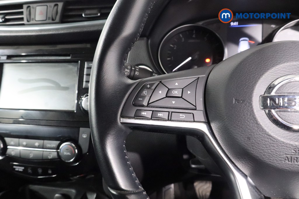Nissan Qashqai N-Connecta Manual Petrol SUV - Stock Number (1528263) - 7th supplementary image