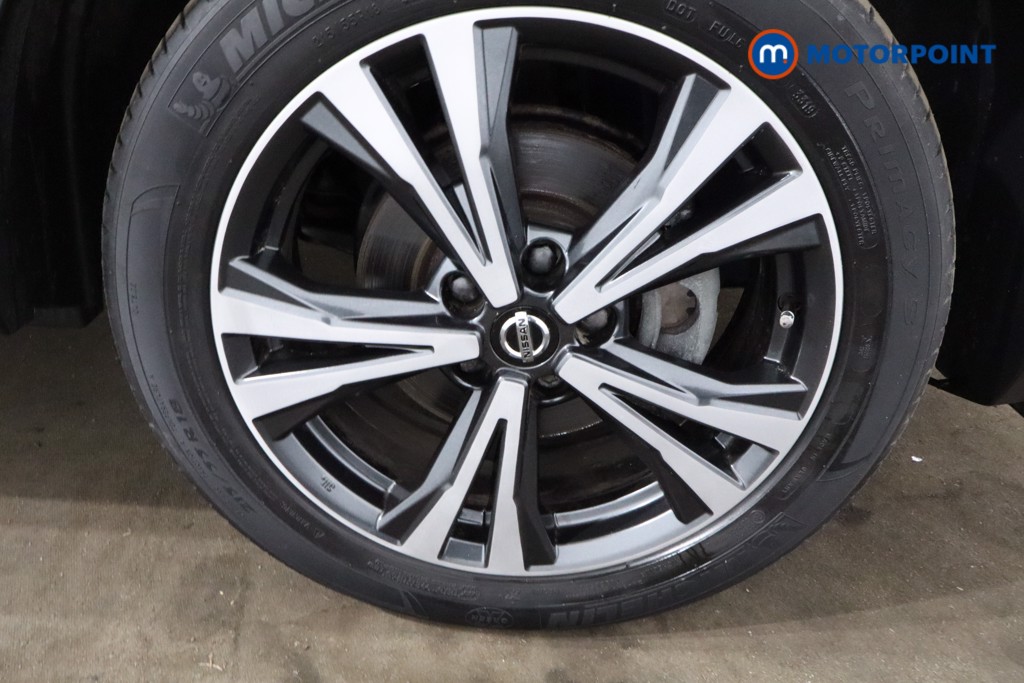 Nissan Qashqai N-Connecta Manual Petrol SUV - Stock Number (1528263) - 9th supplementary image