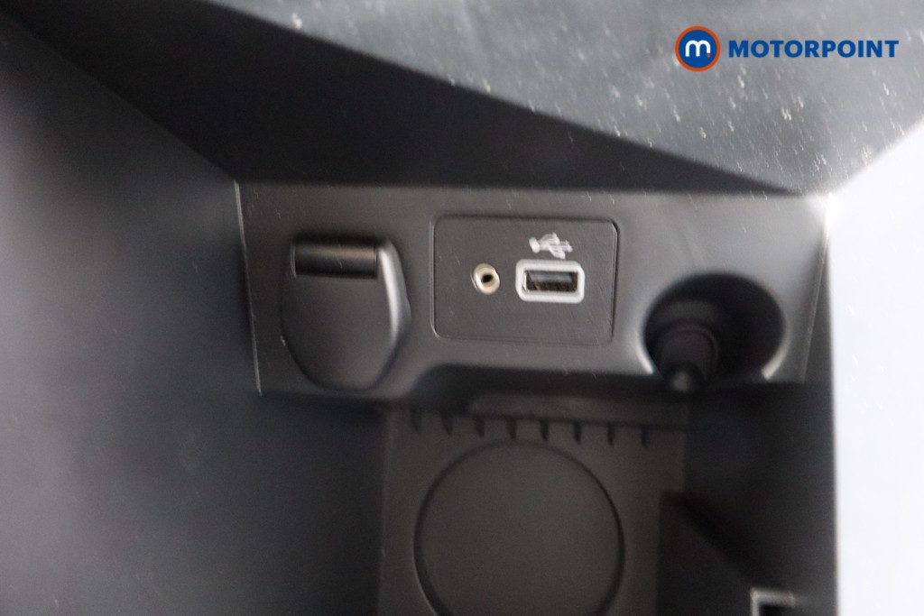 Nissan Qashqai N-Connecta Manual Petrol SUV - Stock Number (1528263) - 19th supplementary image