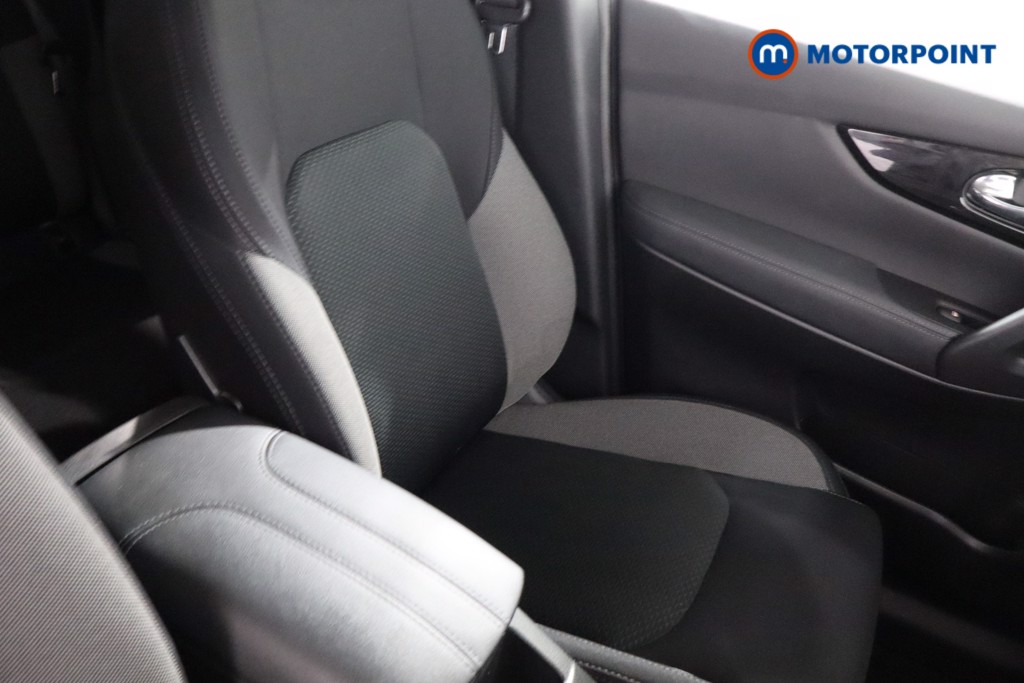 Nissan Qashqai N-Connecta Manual Petrol SUV - Stock Number (1528263) - 24th supplementary image